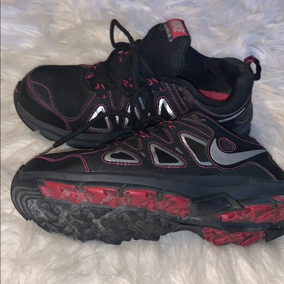 Nike running shoes - Picture 2 of 4